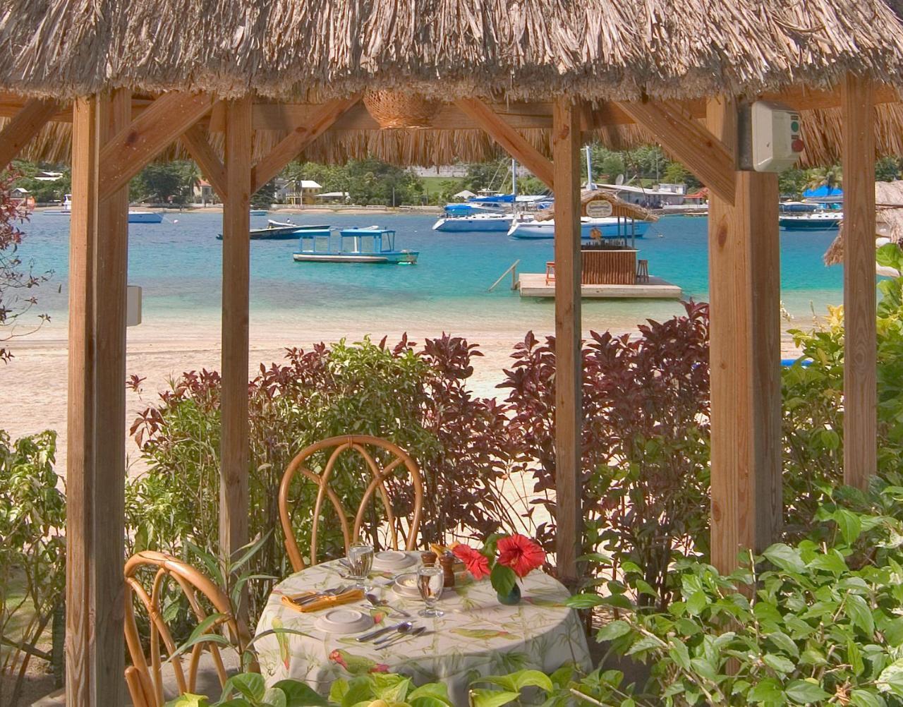 Young Island Resort Calliaqua Ngoại thất bức ảnh